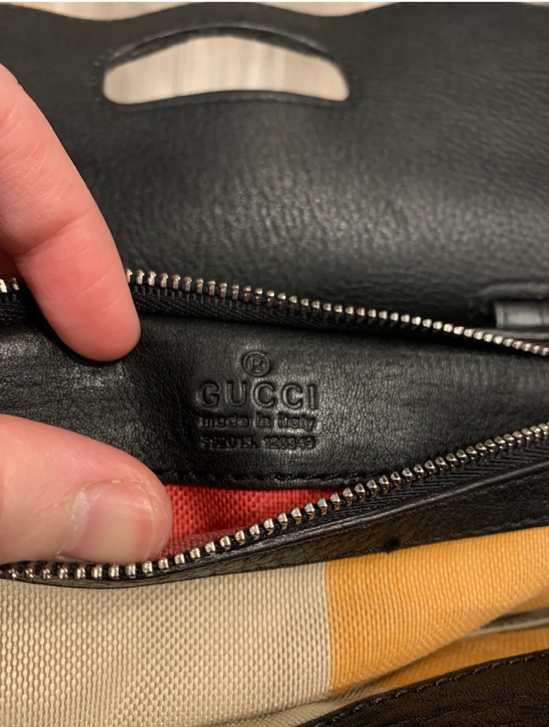 Authentic Gucci Top Handle Bag/Backpack image indicator(3)