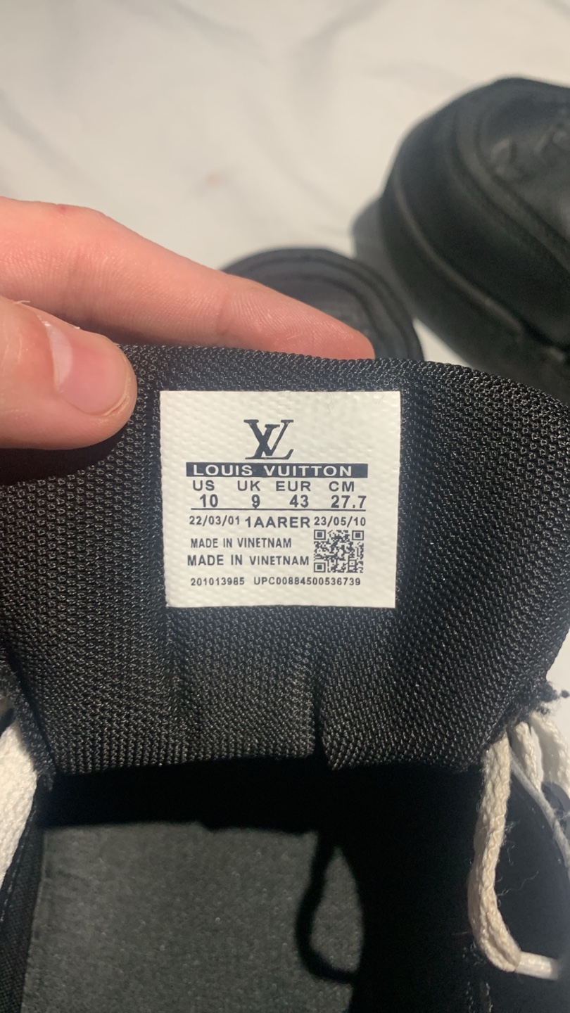 Louis Vuitton Black Leather Sneakers - Size 10 - photo 3
