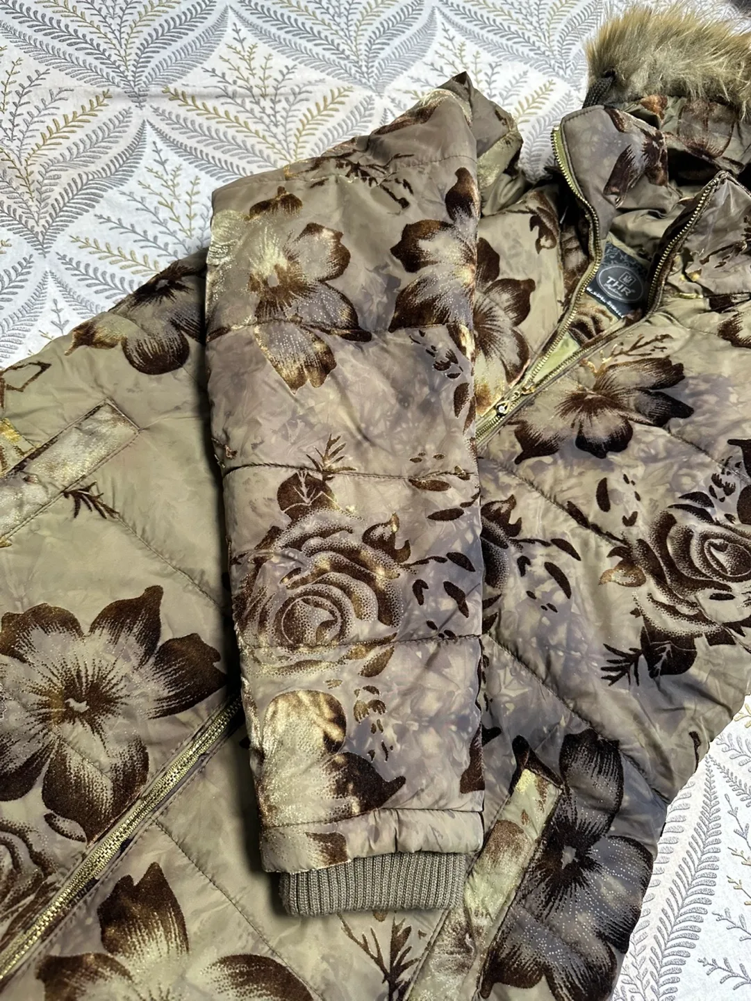 Women's Floral Jacket image indicator(2)