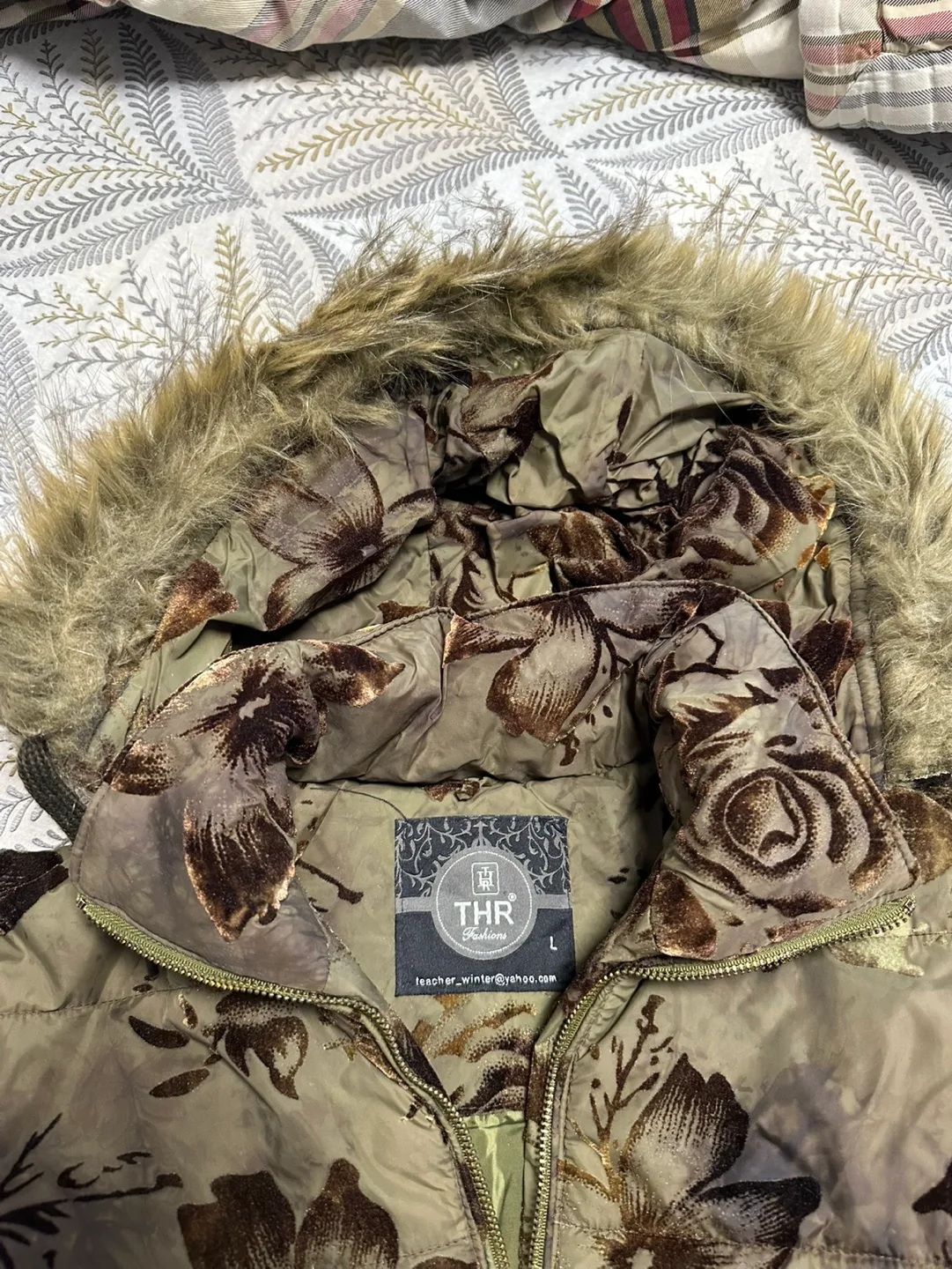 Women's Floral Jacket image indicator(3)