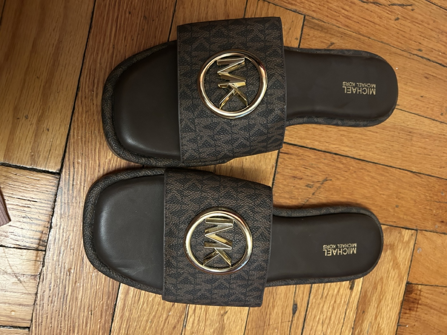 Michael Kors Brown MK Slides Size 8.5M - photo 2