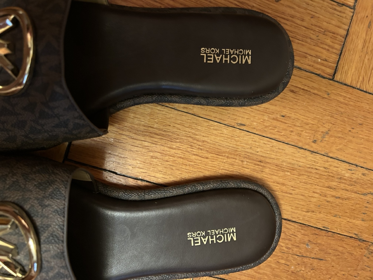Michael Kors Brown MK Slides Size 8.5M - photo 5