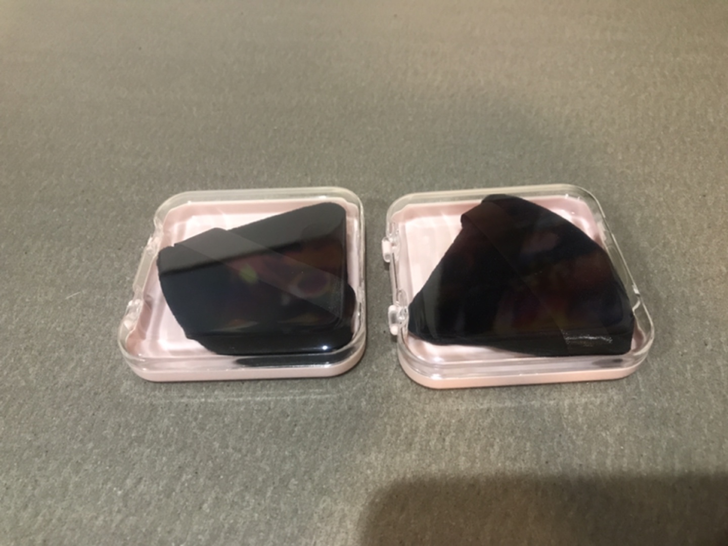 2x Black Makeup Sponges in Cases