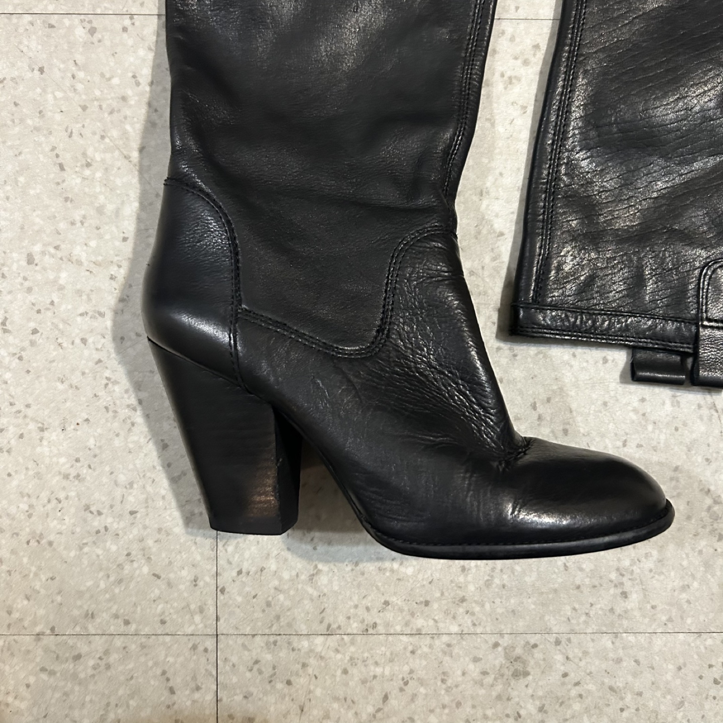 Vince Camuto Black Leather Knee-High Boots - photo 2