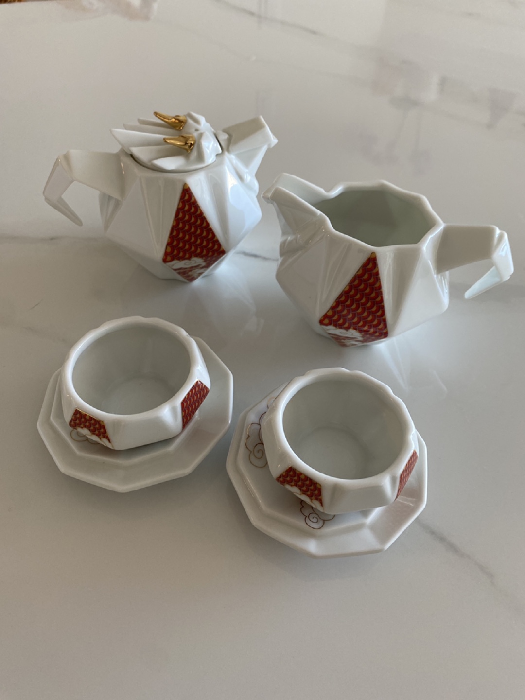Taiwanese artistic (Dragon) Tea Set