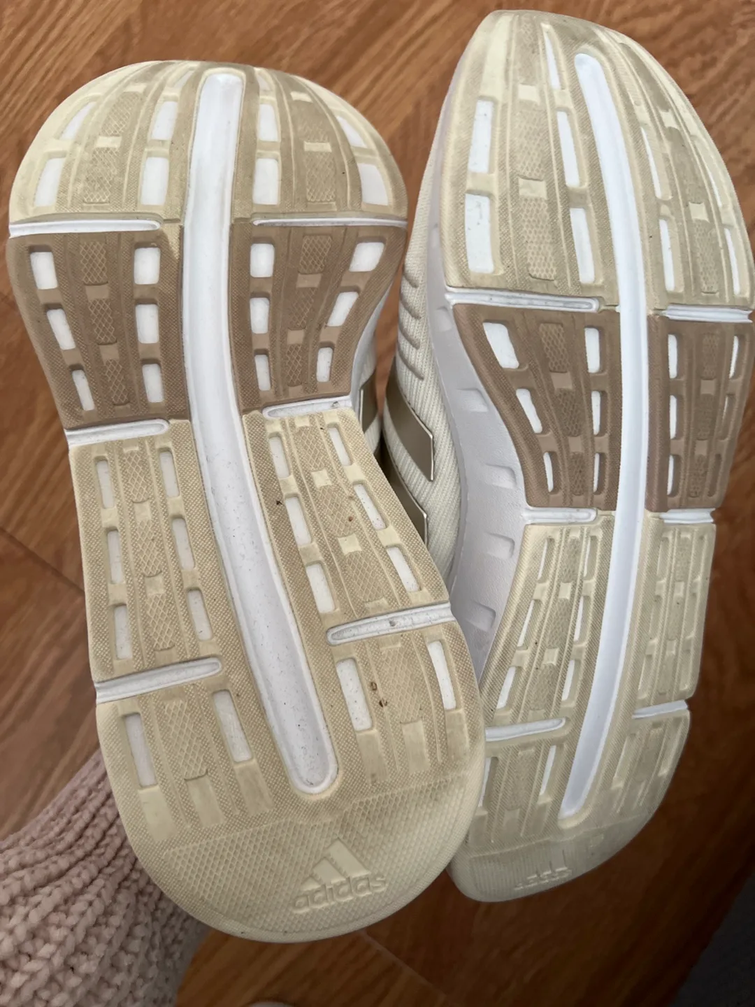 Adidas Women's Running Shoes image indicator(7)