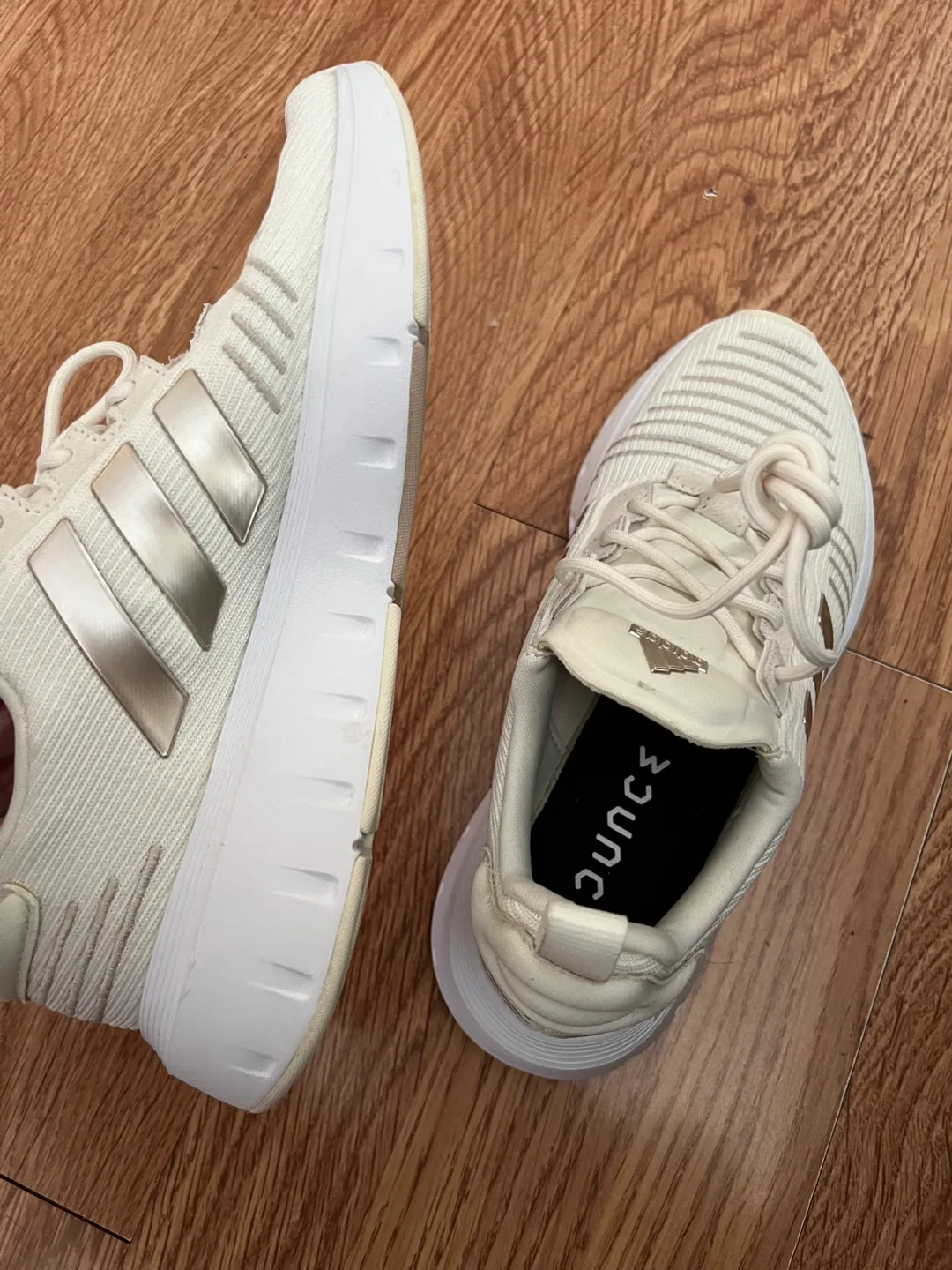 Adidas Women's Running Shoes image indicator(5)