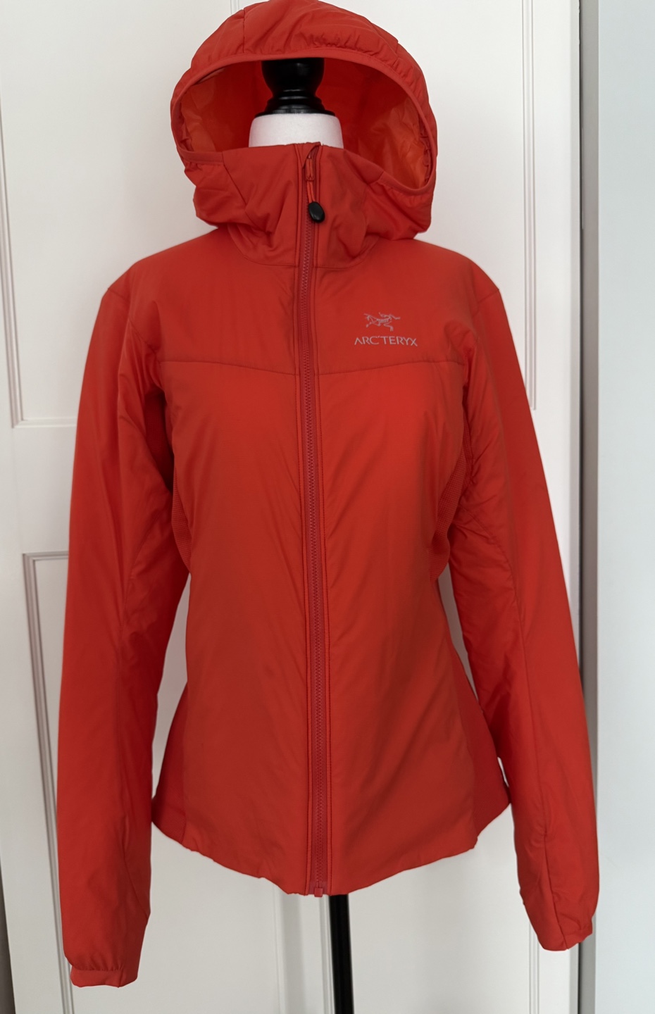 🔆Arc'teryx Atom Hoody - Women's - Size M