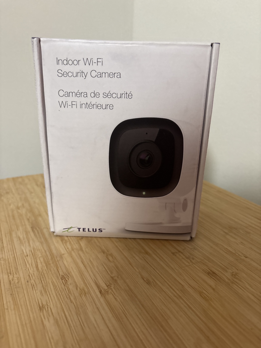 Telus Smart Home Indoor Wi-Fi Security Camera - Brand New