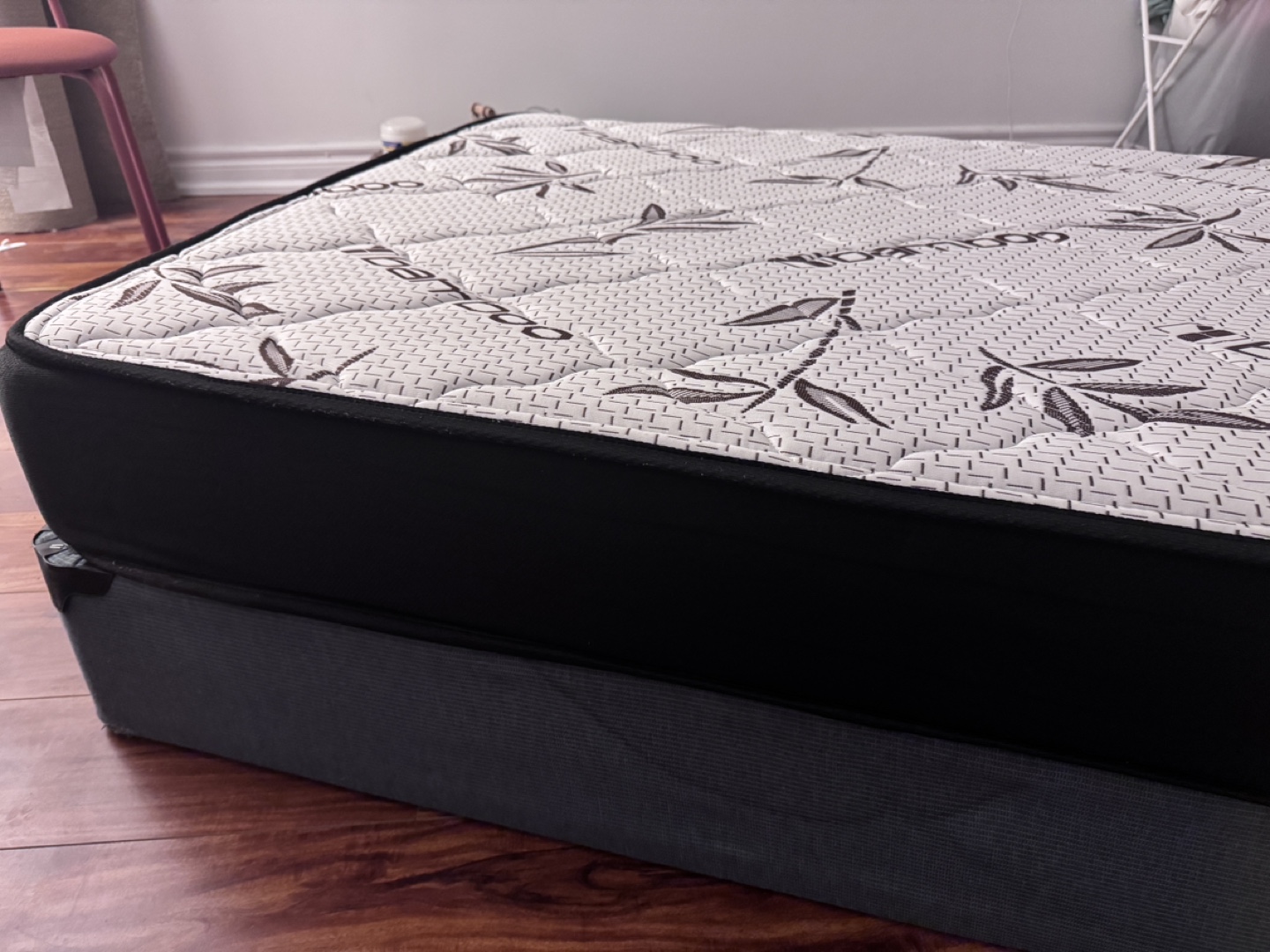 Twin Mattress and Box Spring Set - photo 2