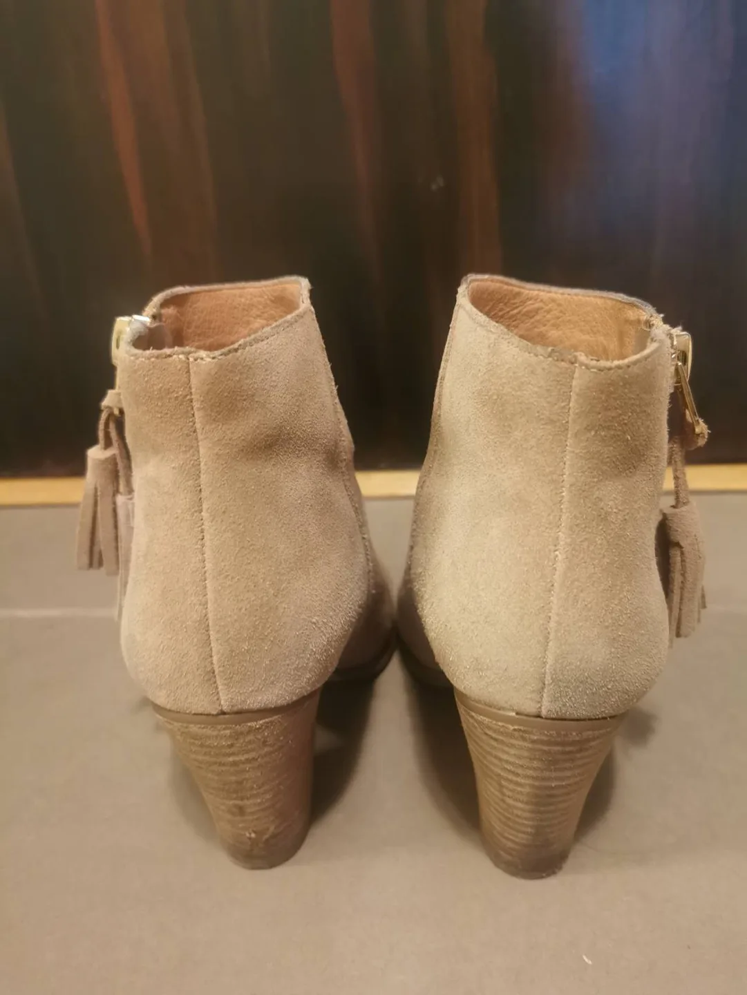 ALDO Women's Beige Suede Ankle Boots image indicator(3)