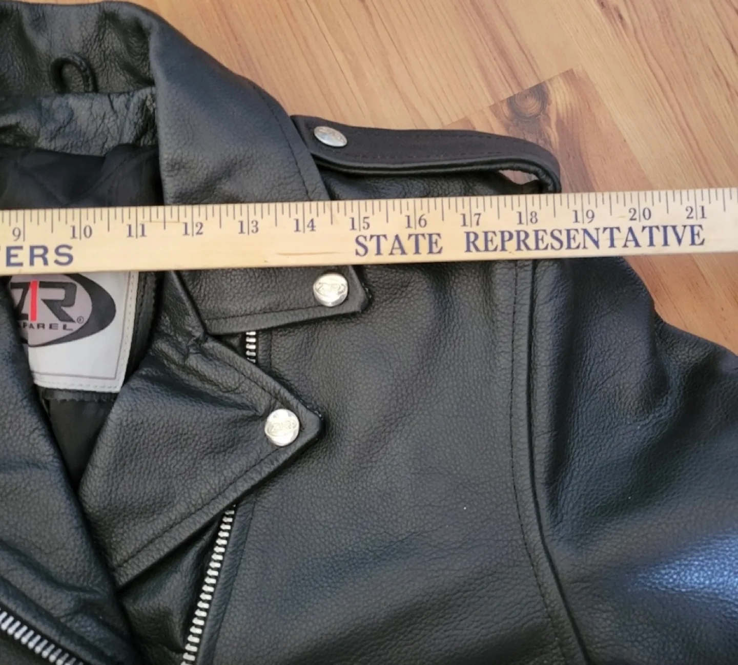 Women’s Z1R Apparel Black Leather Motorcycle Jacket Size 12 image indicator(8)