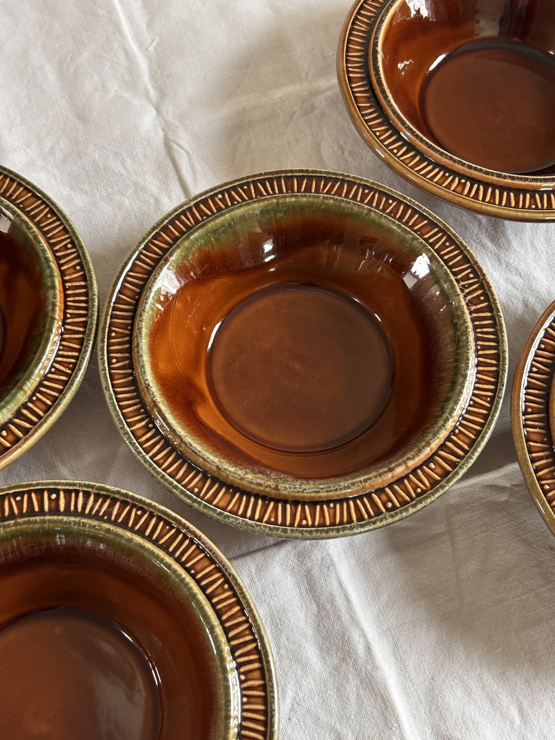 Vintage Canada Pottery Sunburst Cereal Bowls - Set of 5 - photo 3