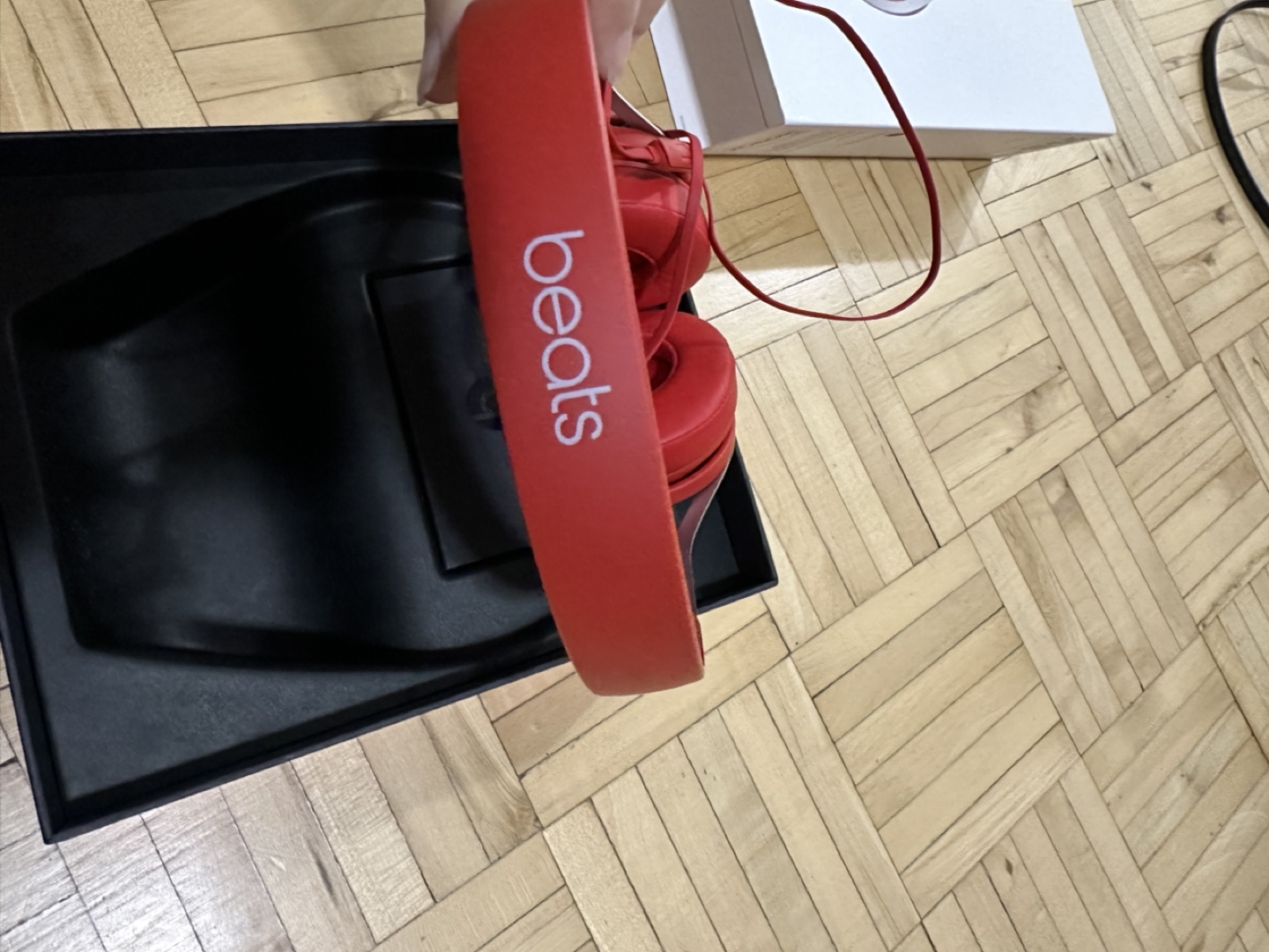 Beats EP On-Ear Headphones - Red - photo 4