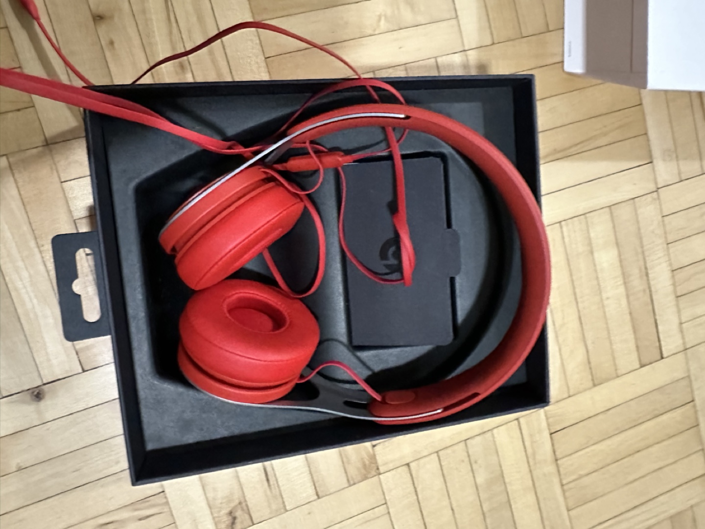 Beats EP On-Ear Headphones - Red - photo 2