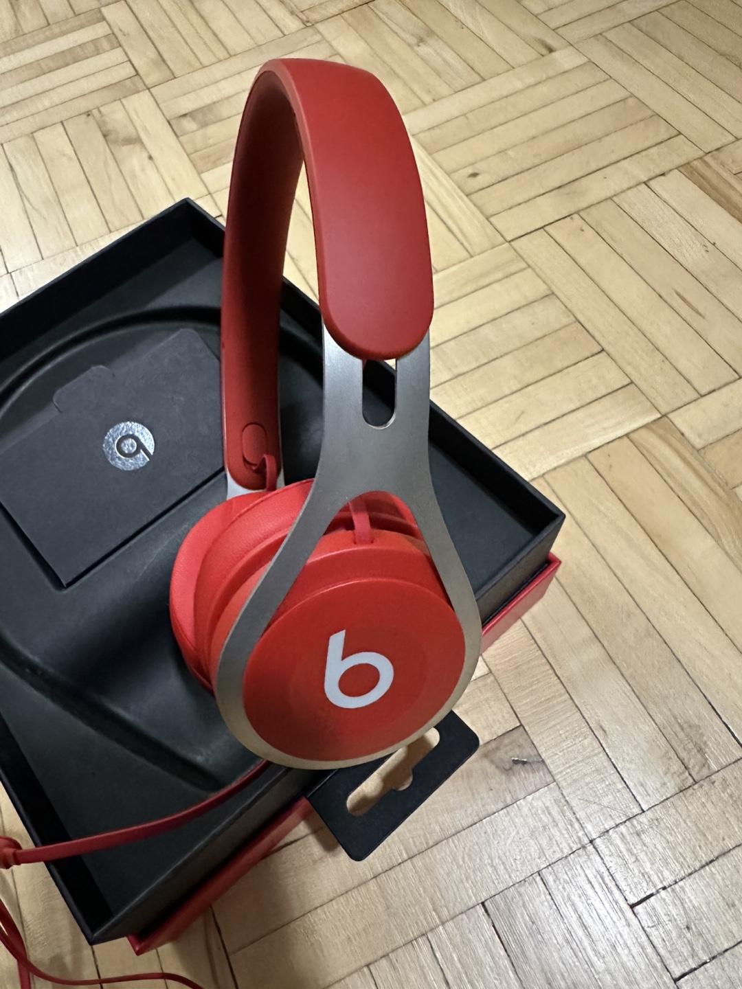 Beats EP On-Ear Headphones - Red - photo 3