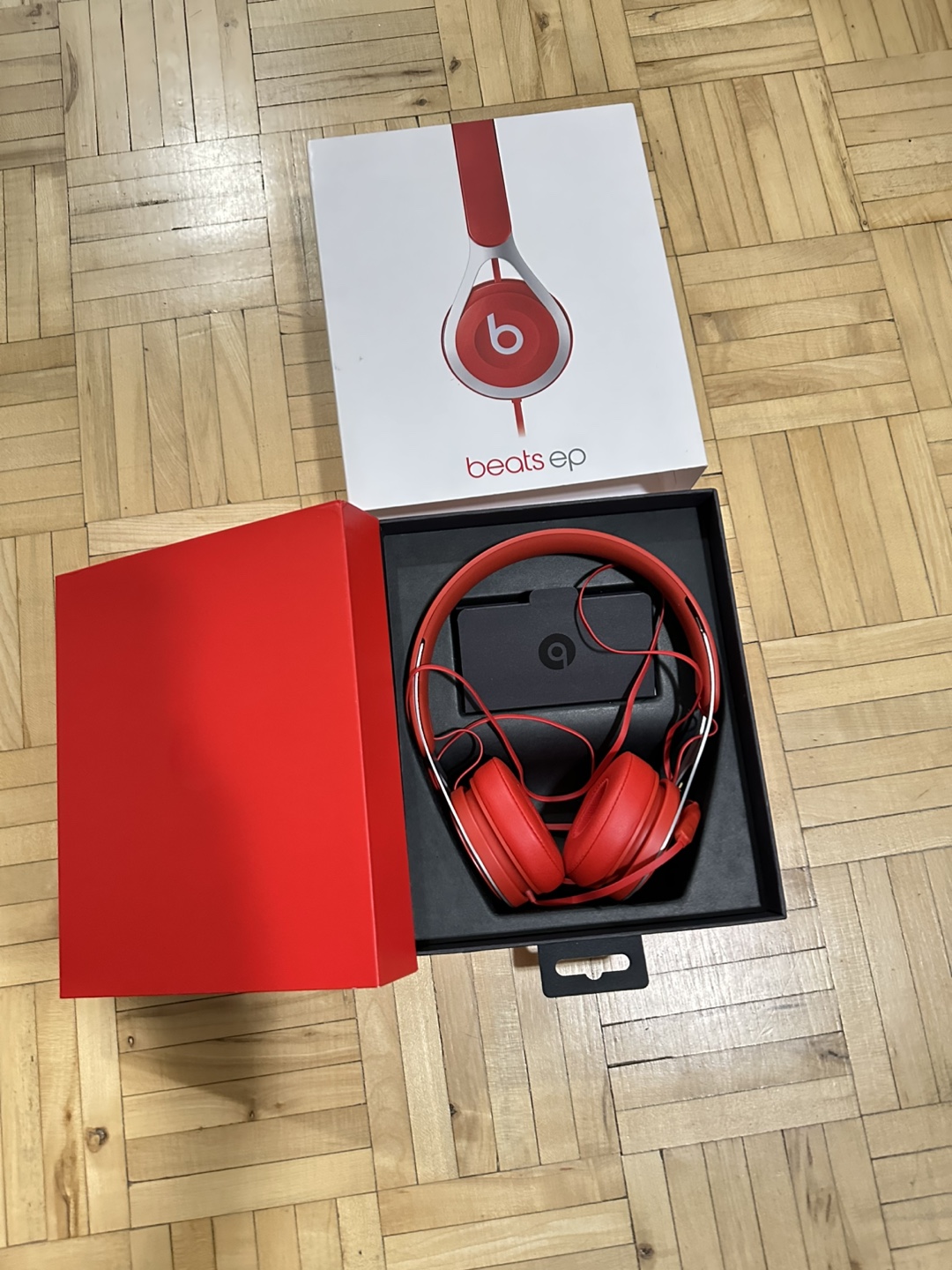 Beats EP On-Ear Headphones - Red