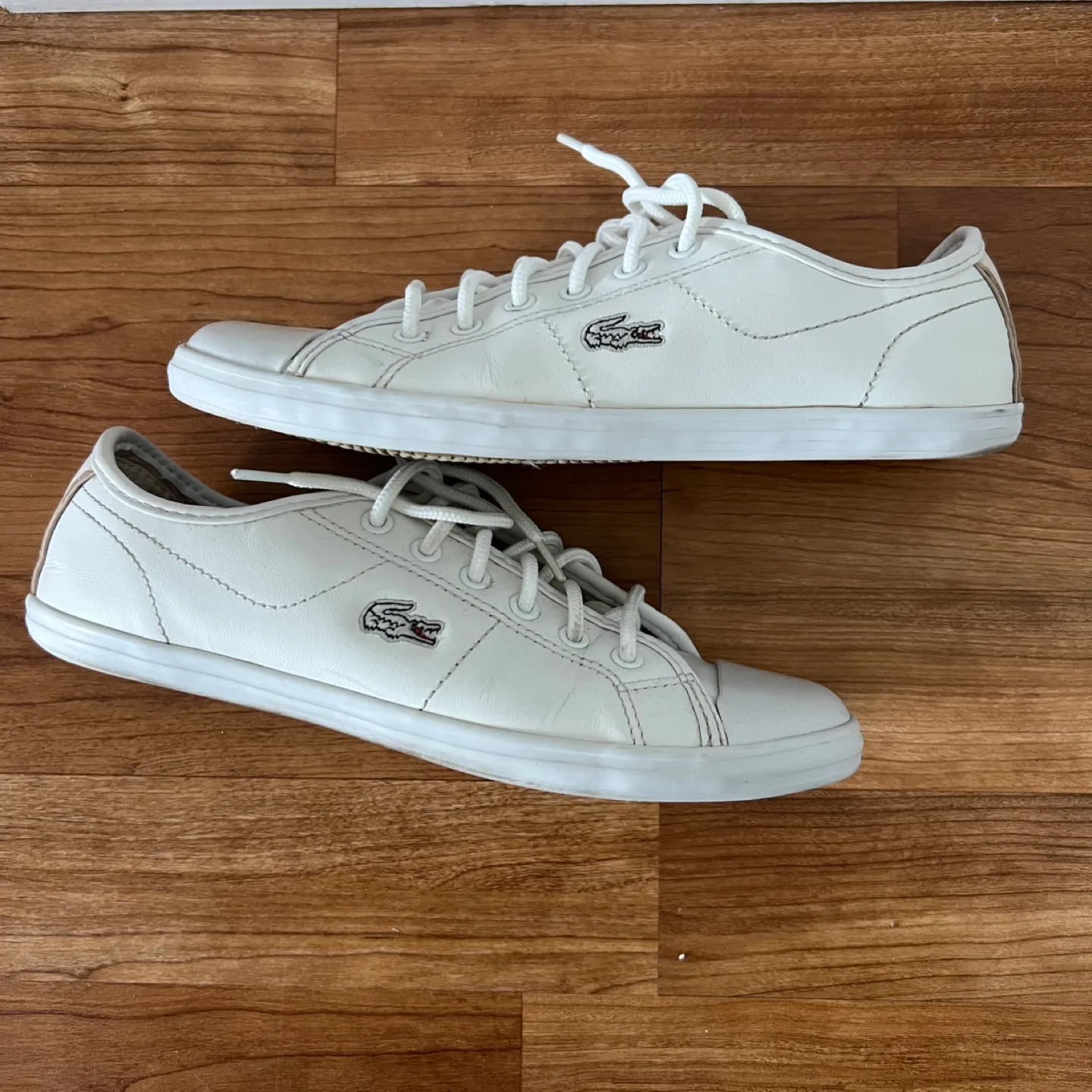 Lacoste White Leather Sneakers image indicator(2)