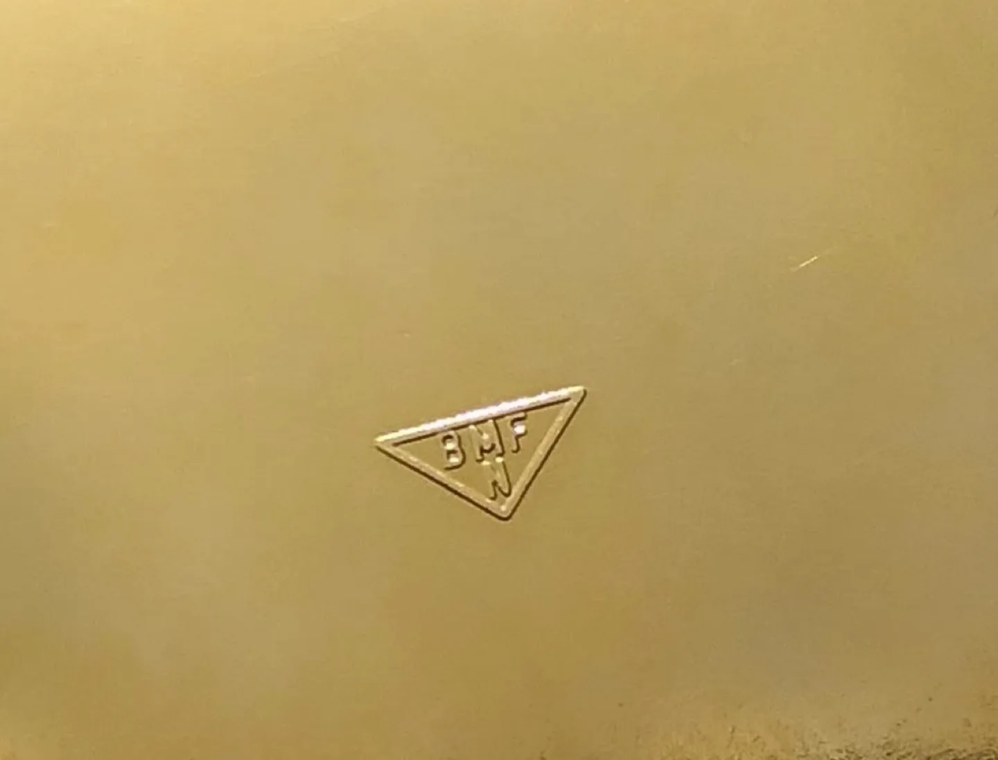 Vintage Gold-Plated Serving Dish with Handles image indicator(6)