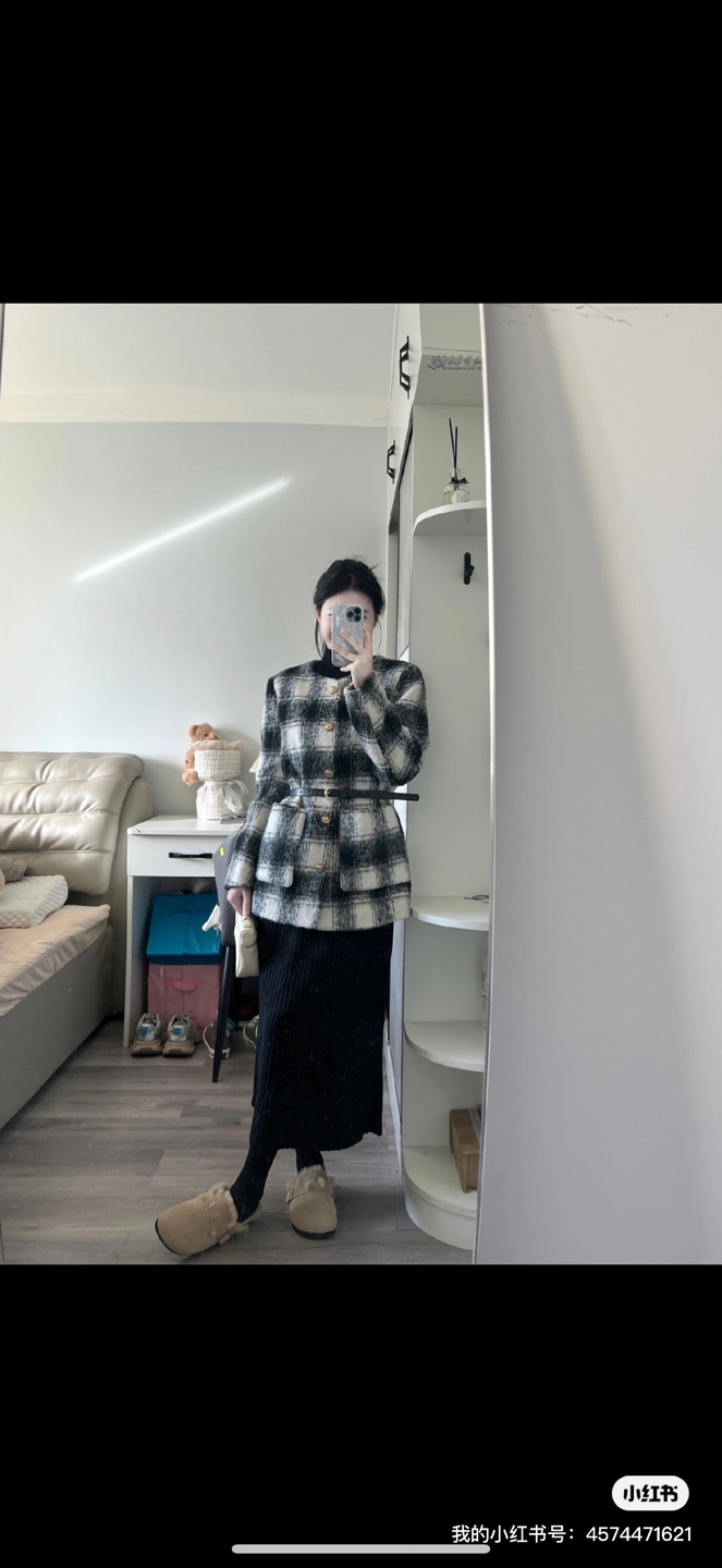LILY Black and White Plaid Down Jacket - photo 2