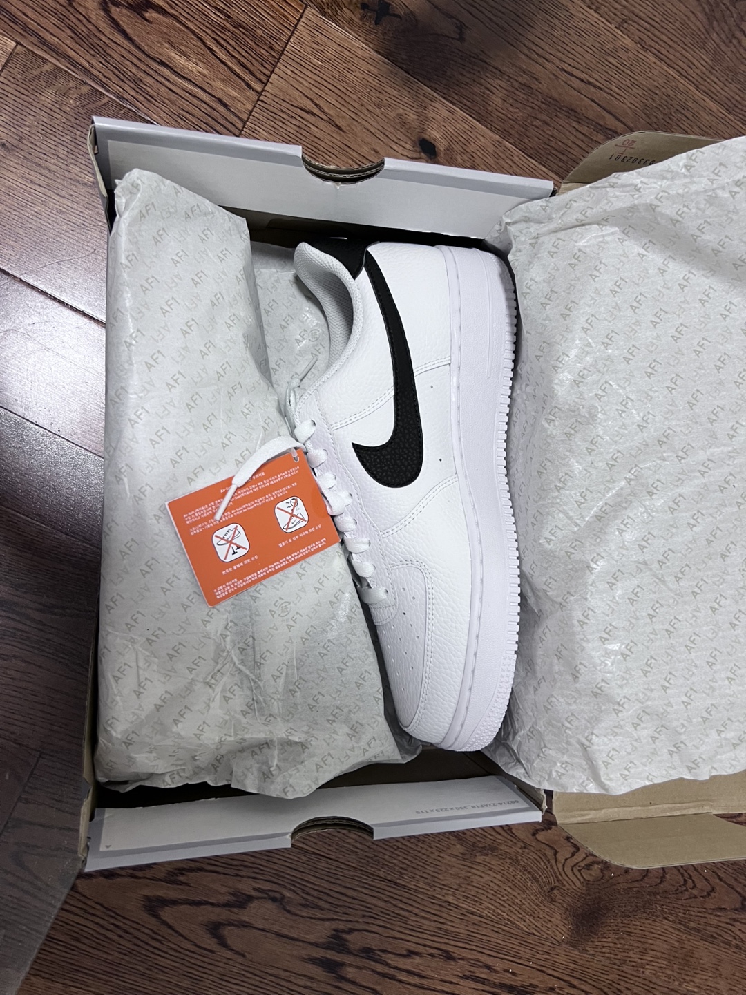 Nike Air Force 1 Size 9.5 - photo 5