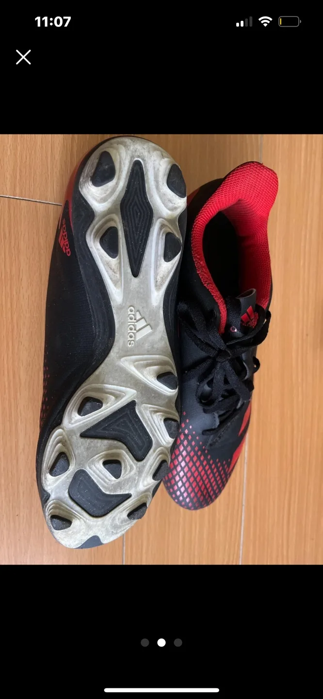 Adidas Predator Soccer Cleats - Size 1 image indicator(2)