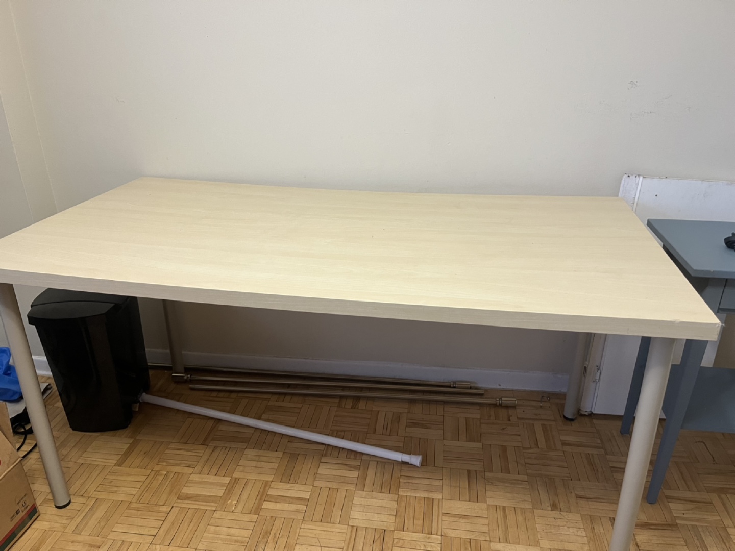 IKEA MITTCIRKEL/OLOV Dinning Table -  with 2 chairs - photo 4