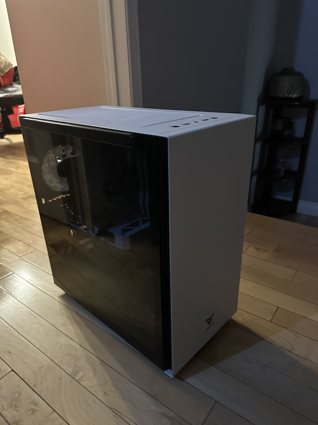 Armoury Gaming Pc - photo 2