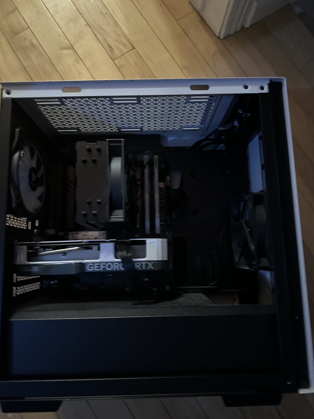 Armoury Gaming Pc - photo 4