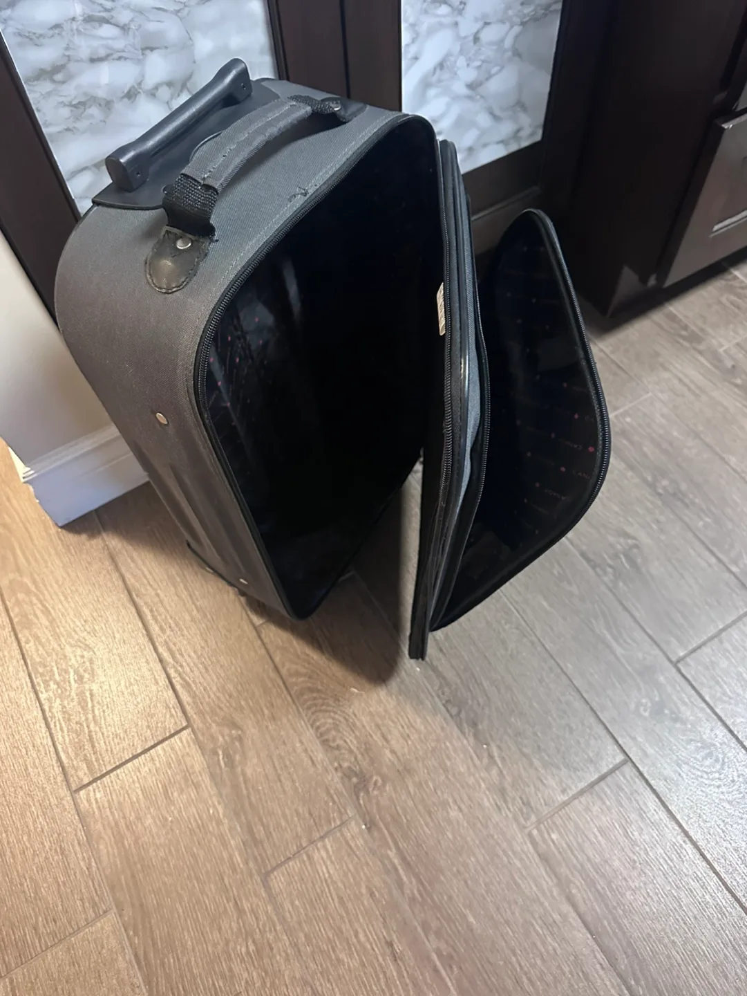 New measurements approval Carry-on Luggage Suitcase with Wheels image indicator(4)