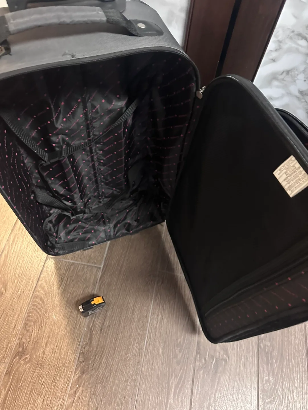 New measurements approval Carry-on Luggage Suitcase with Wheels image indicator(5)