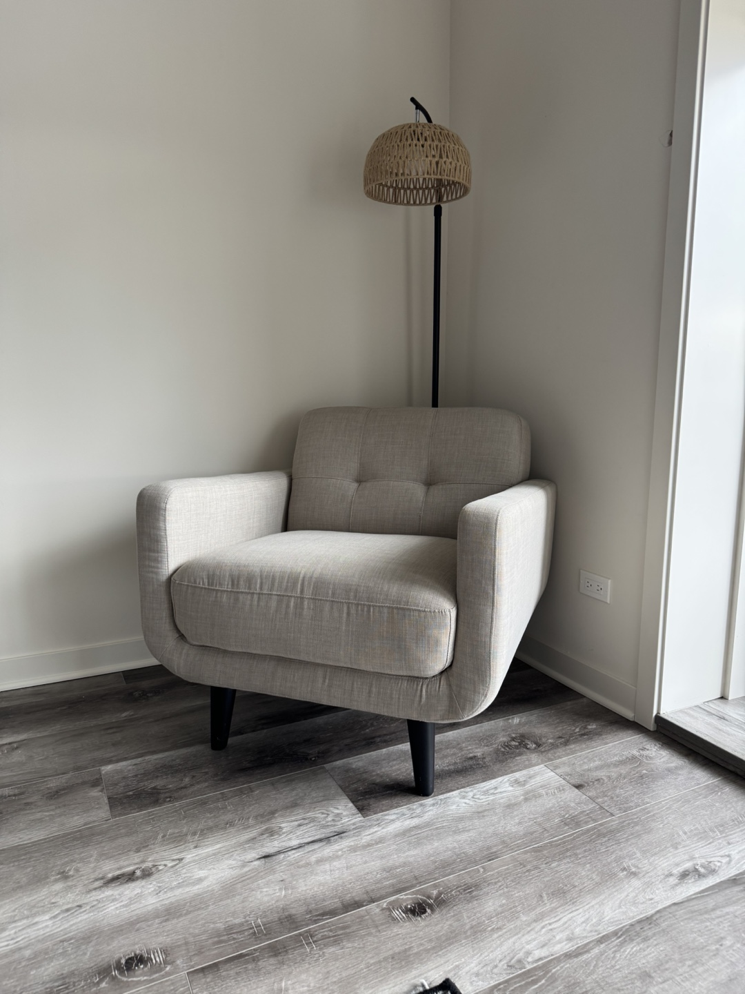 Beige Accent Chair with Dark Legs - photo 3
