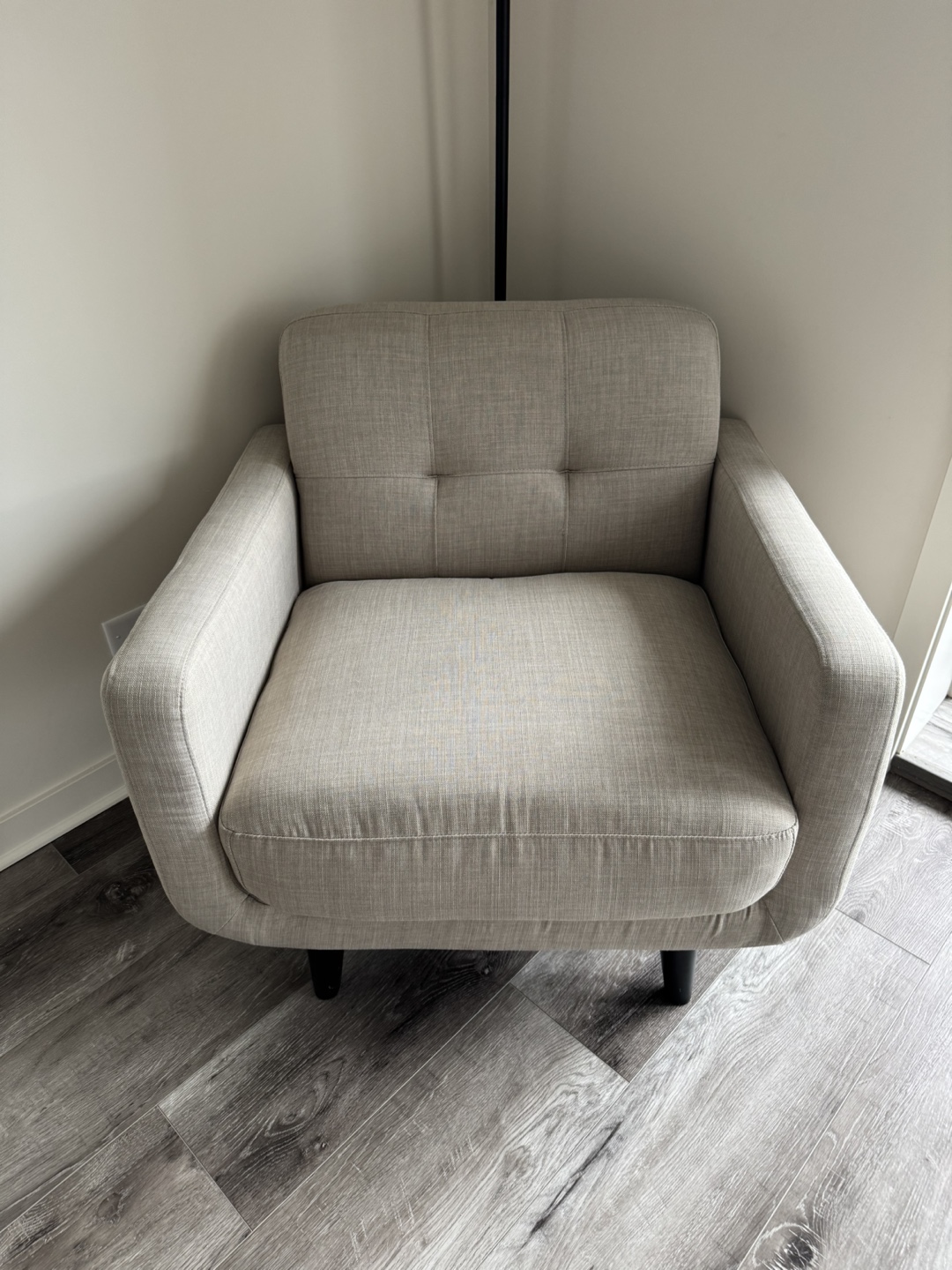 Beige Accent Chair with Dark Legs - photo 2