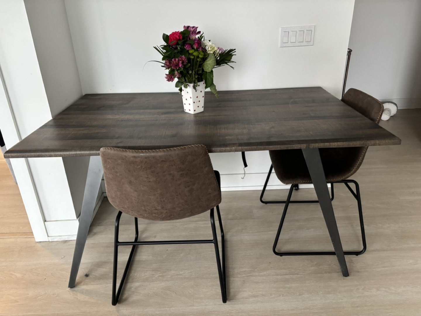 Amos 5-Piece Dining Set with Table and 4 Chairs - photo 4
