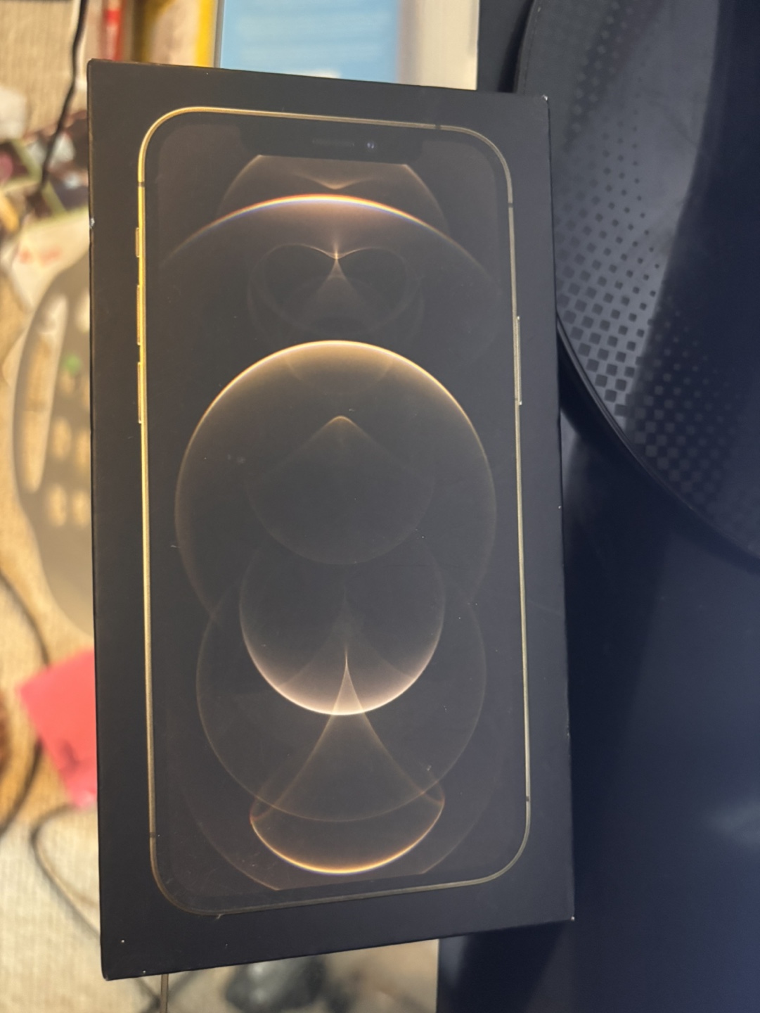 iPhone box
