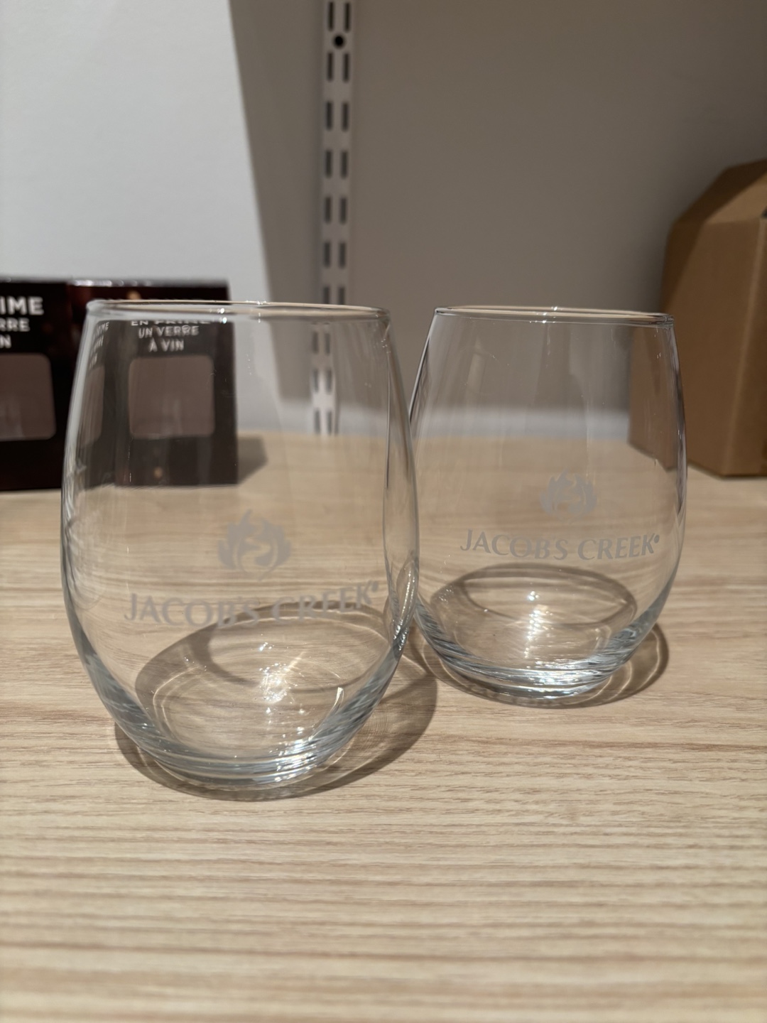 Two Jacobs Creek Wine Glasses - photo 3