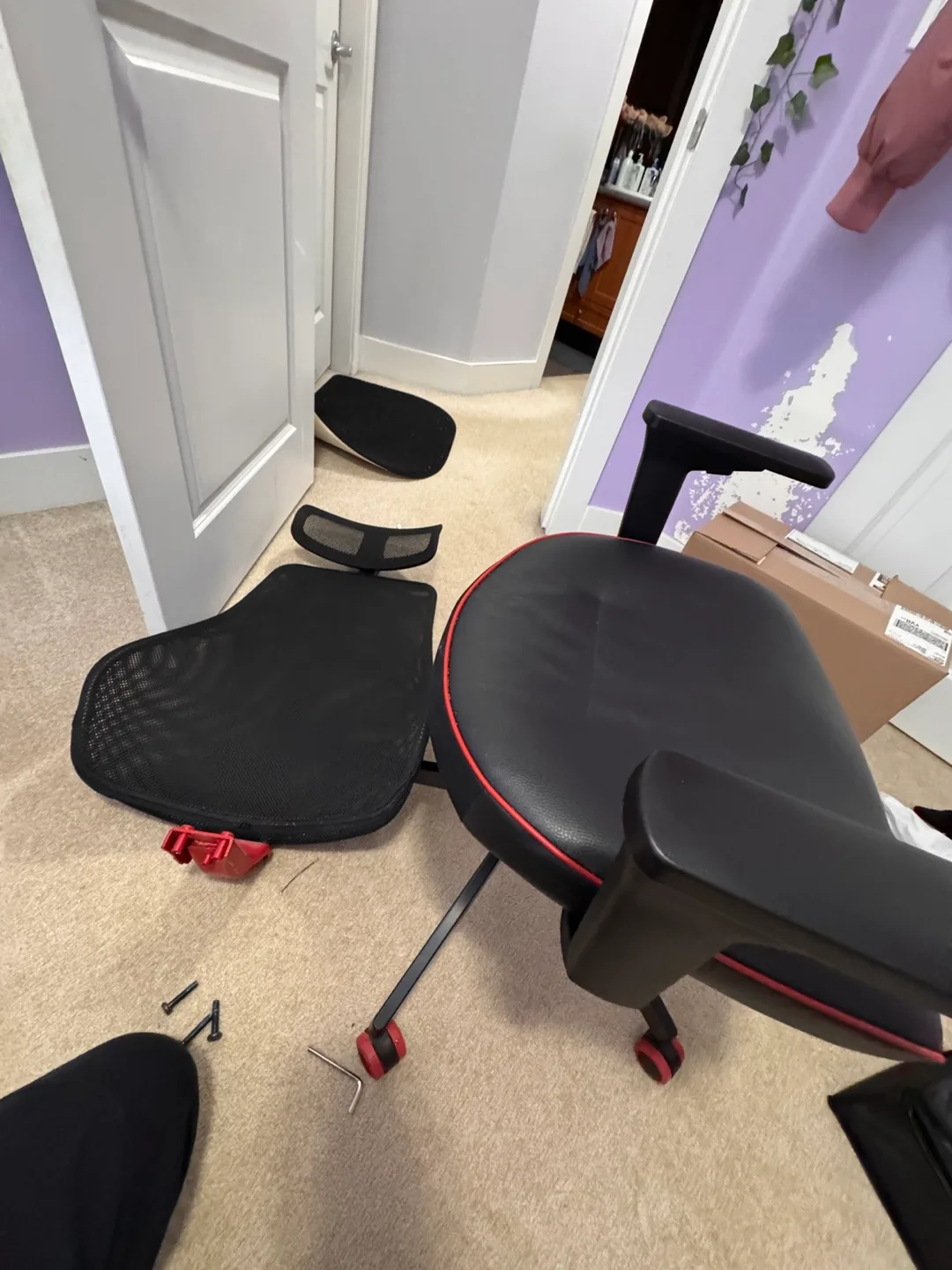 Gaming Chair with Headrest - Disassembled image indicator(2)
