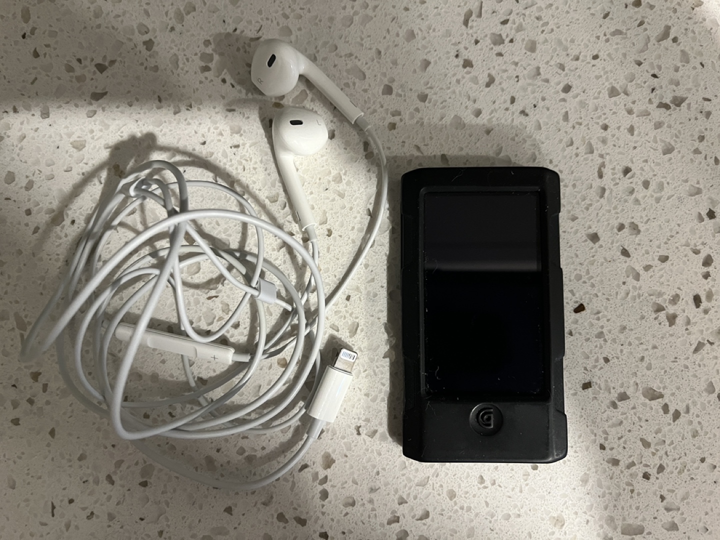 iPod Shuffle 7th Generation - Pre-owned (Great Condition)
