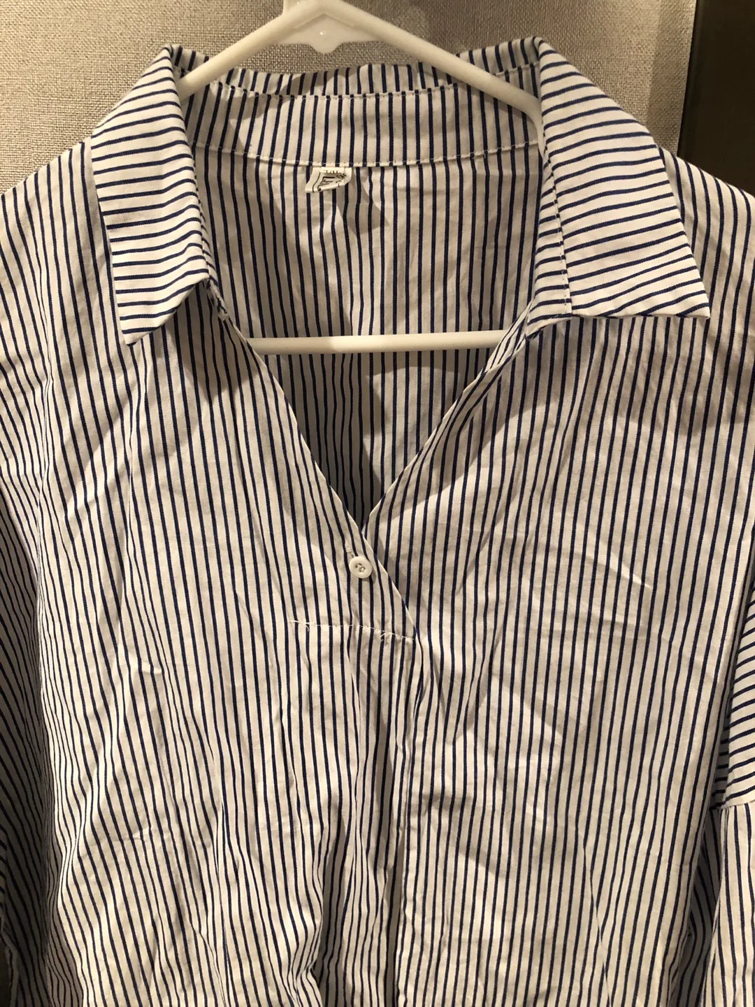 Striped collared blouse size L image indicator(2)