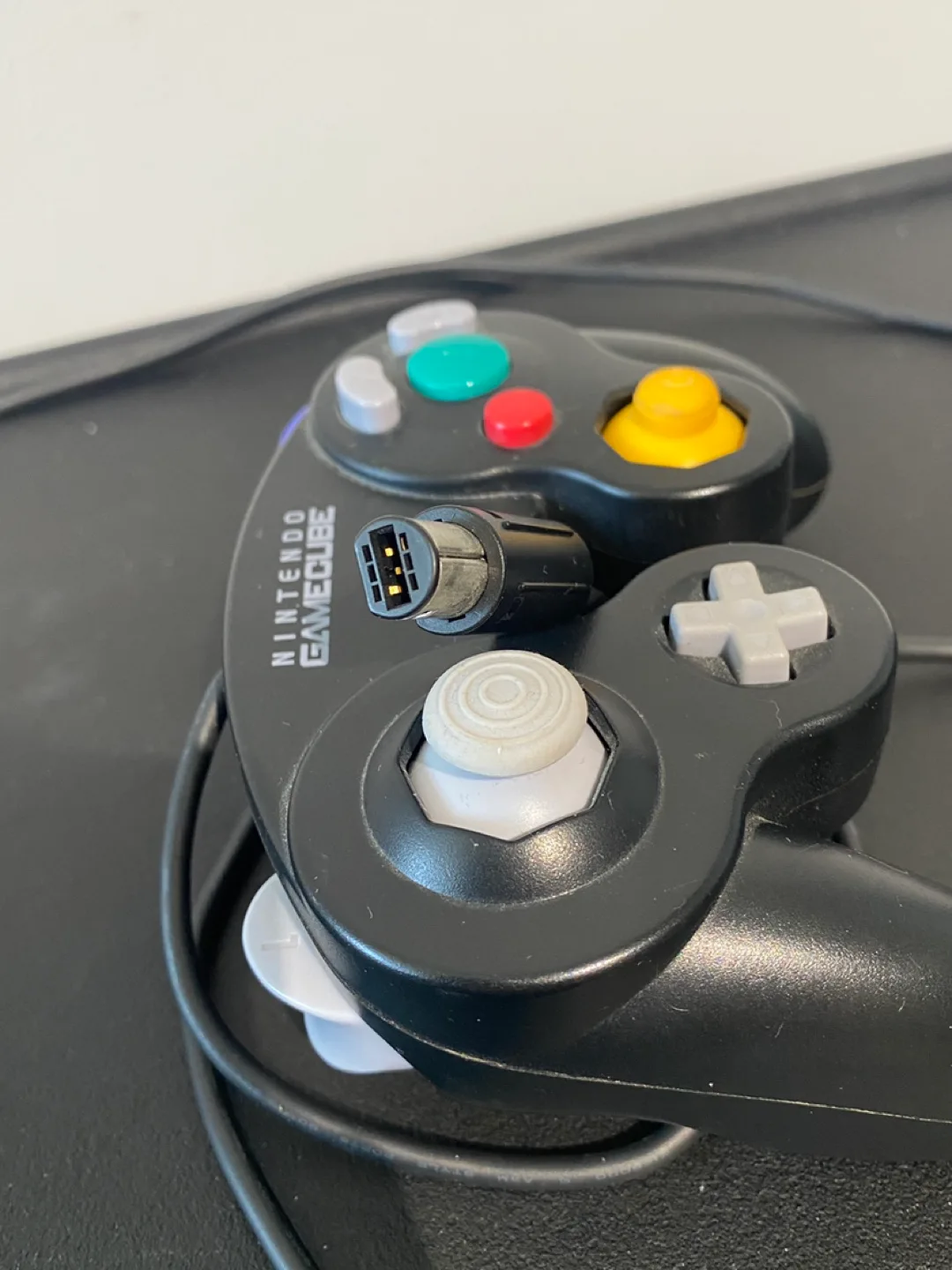 Black GameCube Controller Great Condition image indicator(4)