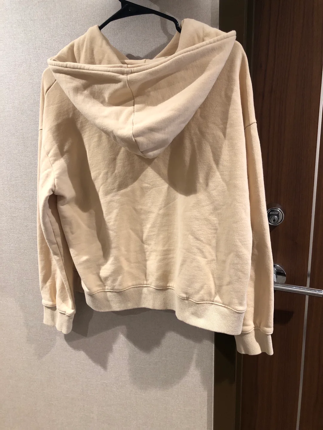 Wrigley's Spearmint Chewing Gum Hoodie image indicator(3)