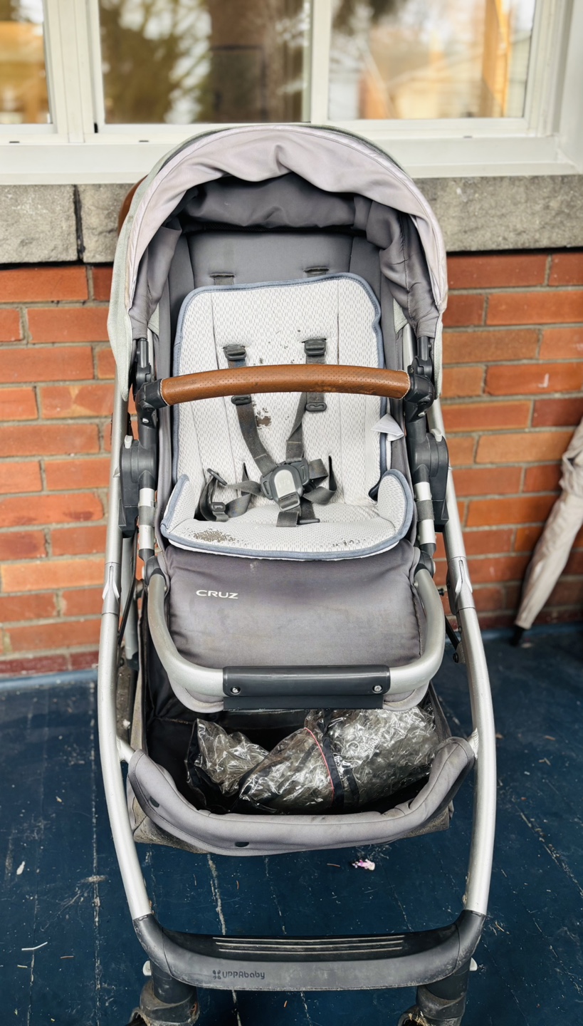 UPPAbaby CRUZ Stroller - Used - photo 2