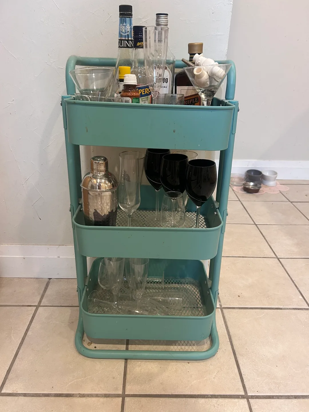 Three-Tiered Teal Bar Cart image indicator(2)