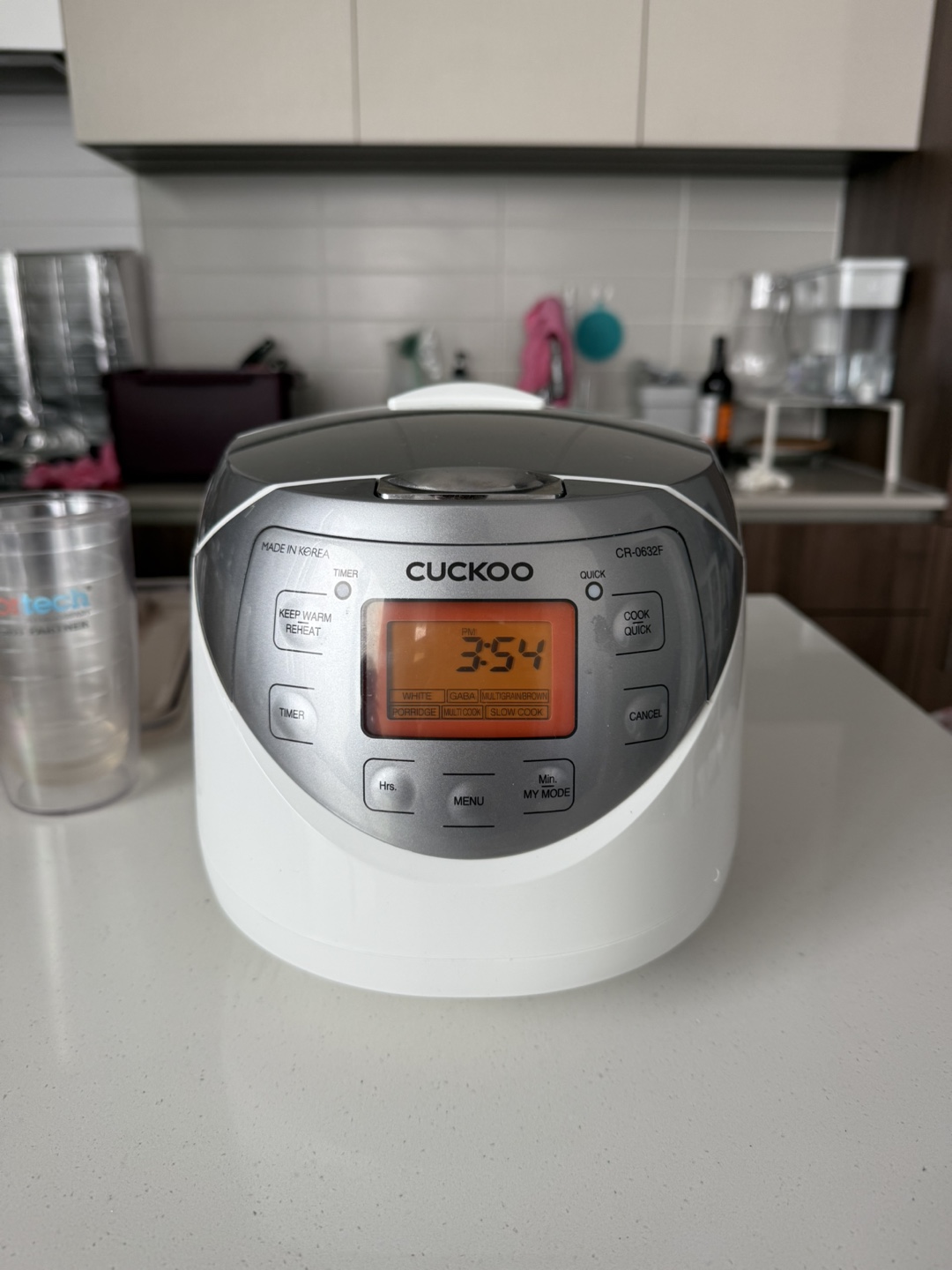 Cuckoo CR-0652F Electric Rice Cooker