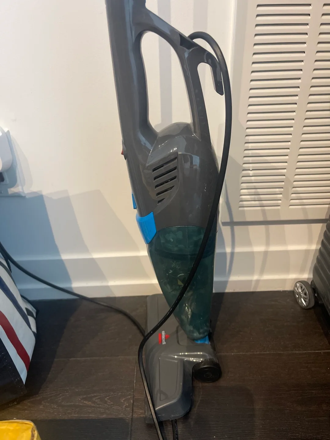 Bissell Hand Vacuum image indicator(2)