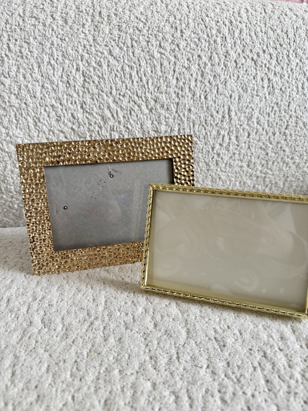 🤍Two Elegant Gold Picture Frames🤍