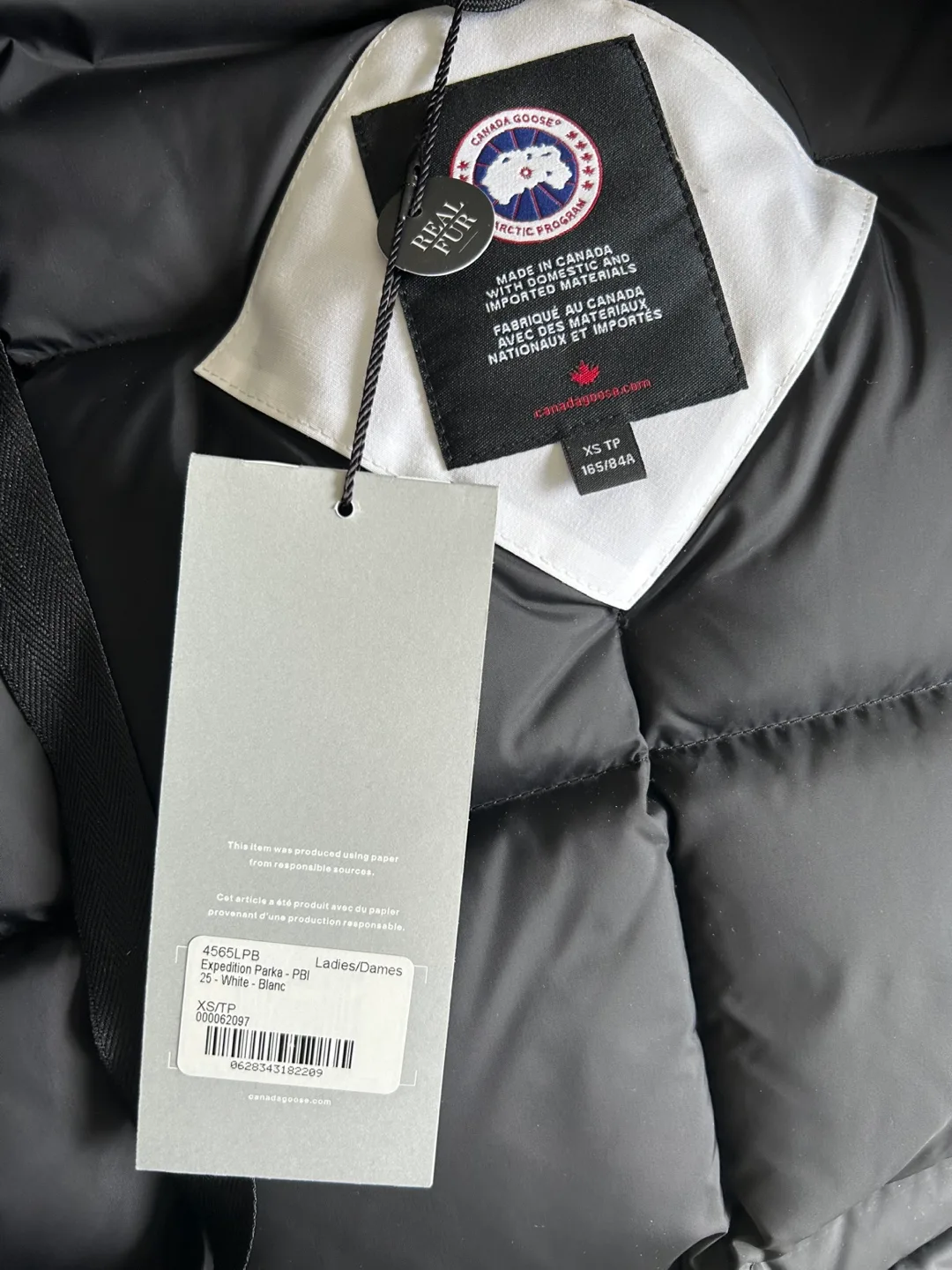 Brand new: Canada Goose Expedition Parka (PBI patch) image indicator(5)