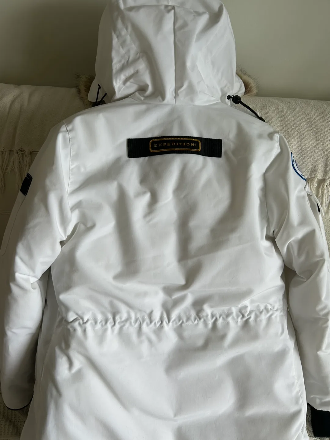 Brand new: Canada Goose Expedition Parka (PBI patch) image indicator(3)