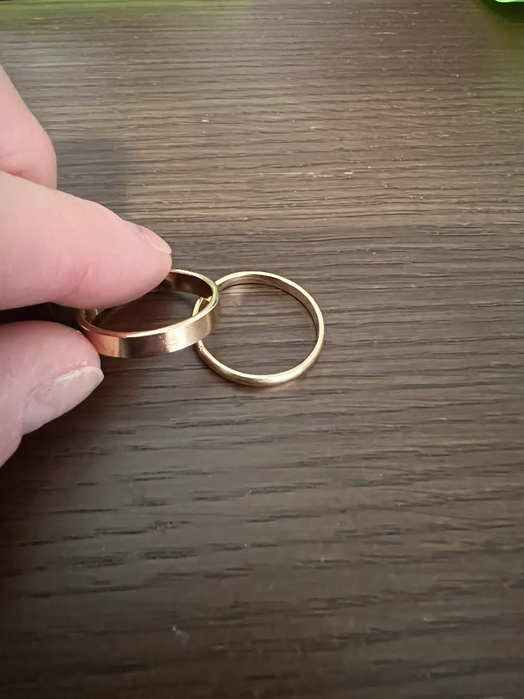 Gold-toned Jewellery Set image indicator(3)