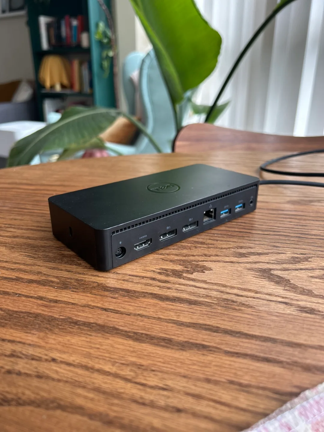 Dell D6000 Docking Station image indicator(2)